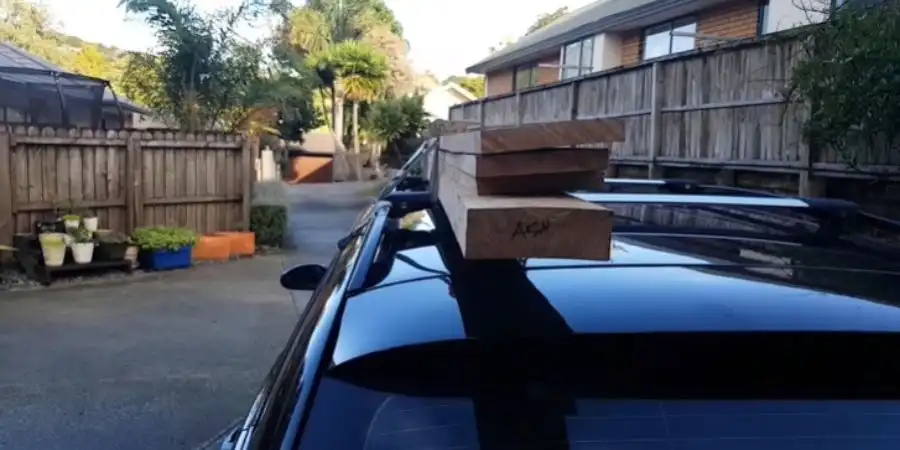 How to Secure Lumber to a Roof Rack
